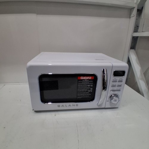 GALANZ RETRO-STYLE DIGITAL MICROWAVE OVEN - 0.7CU FT - BLACK - (MODEL: GLCMKZ07**R07) image 4