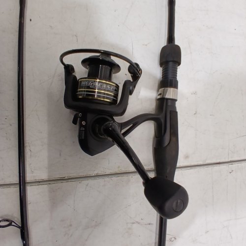 BPS MEGACAST SPINNING COMBO - 6FT - 6:6:1 - SIZE 20 - MEDIUM POWER (MODEL:MGTS2060M-2) image 4