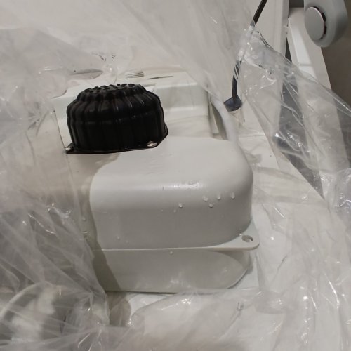 SERENELIFE PORTABLE SINK WITH WATER TANK AND ROLLING WHEELS - 4.4GAL - WHITE- (MODEL:‎SLCASN19) image 3