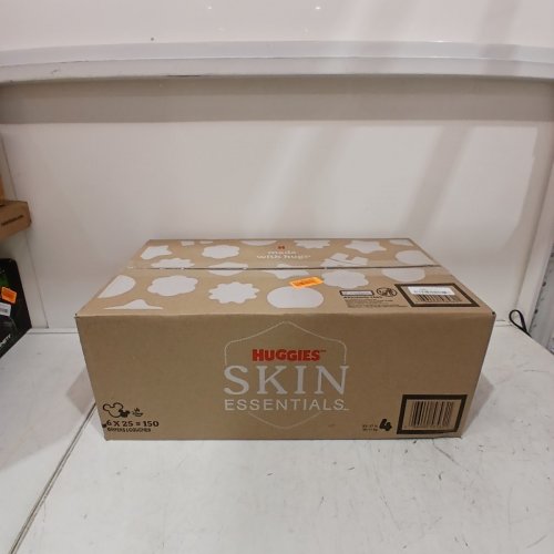 150PK HUGGIES SKIN ESSENTIALS DERMATOLOGIST APPROVED DIAPERS - SIZE 4 (22-37LBS) image 2