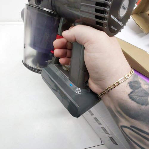 DYSON V6 CORDLESS STICK VACUUM WITH HEPA FILTRATION - PURPLE/SILVER image 2