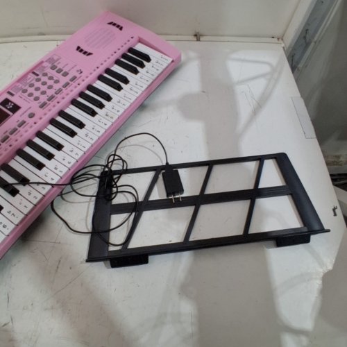 24HOCL BEGINNERS 61-KEY ELECTRONIC KEYBOARD PIANO WITH MUSIC STAND - PINK/BLACK (MODEL:BD-613) image 5