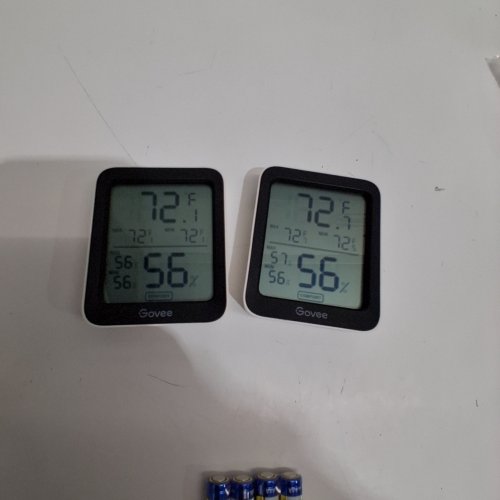 GOVEE 2PK HYGROMETER THERMOMETER, INDOOR BLUETOOTH HUMIDITY METER WITH APP ALERTS, ROOM THERMOMETER WITH LARGE LCD DISPLAY - WHITE (MODEL : B5075001CA) image 2
