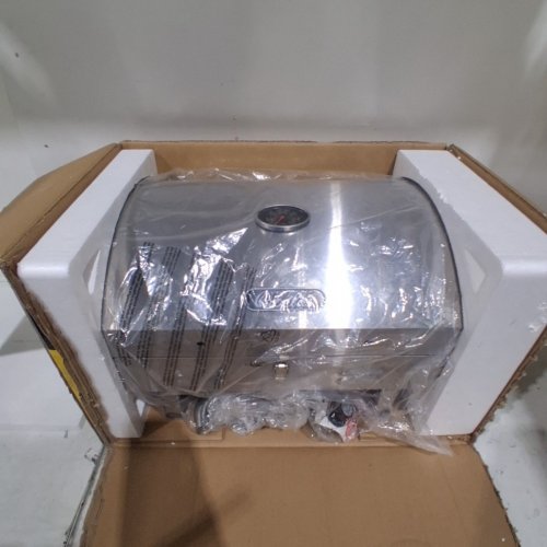 CABELA'S STAINLESS STEEL TABLETOP PROPANE GRILL - 18LB - SILVER (MODEL:880-0013) image 3