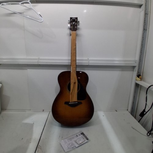 YAMAHA RIGHT HAND FOLK SPRUCE TOP ACOUSTIC GUITAR - SAND BURST (MODEL: F380J) image 2