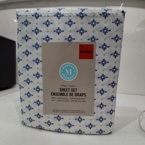 MARTHA STEWART GEOMETRIC SHEET SET - 400 THREAD COUNT - DOUBLE - WHITE/BLUE (ITEM: 1915200) image 3