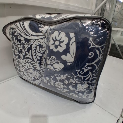 7PC MADISON PARK ALL SEASON DOWN ALTERNATIVE COMFORTER SET - VIENNA INDIGO (MODEL: RN91519) image 2