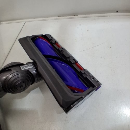 DYSON V15 DETECT ORIGIN CORDLESS MULTI-PURPOSE VACUUM CLEANER WITH ATTACHMENTS - GREY (MODEL: SV22) image 5