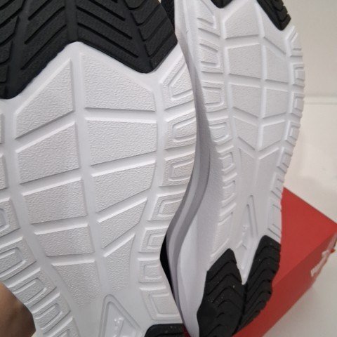 WOMEN'S PUMA RUNNING SHOES - SIZE 8 - BLACK (STYLE: 9556608/314317-01) image 3
