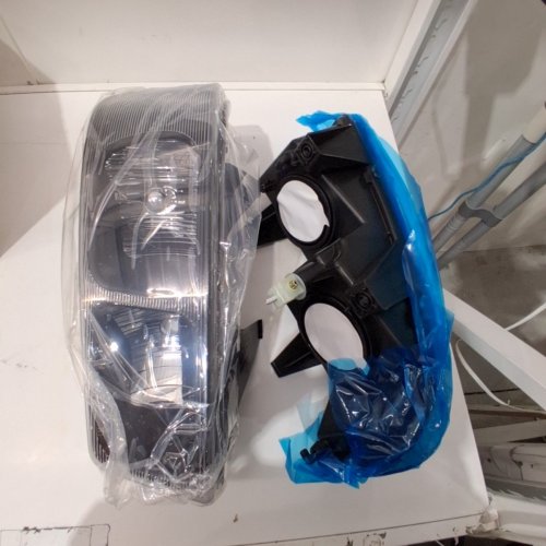 2PC AXLAHA HEADLIGHTS - TOYOTA TUNDRA 2007-2013 image 2