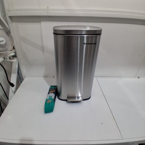 SONGMICS TRASH CAN WITH LID, STAINLESS STEEL - 8GAL - SILVER (MODEL:LTB03NL) image 2