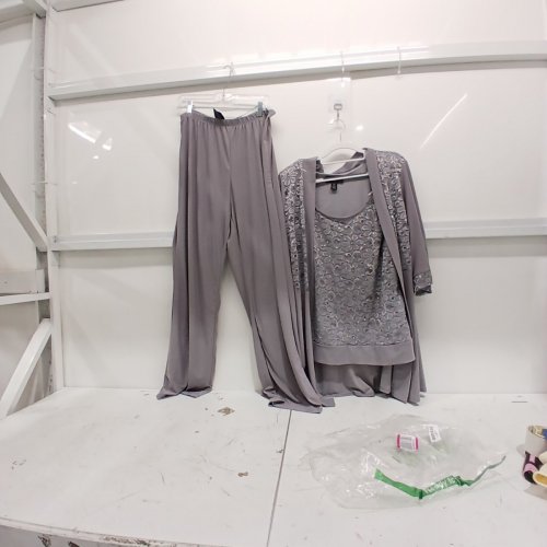 2PC WOMEN'S R&M RICHARDS LACE PANT SUIT SET - SIZE 16 WIDE - LIGHT GREY image 2