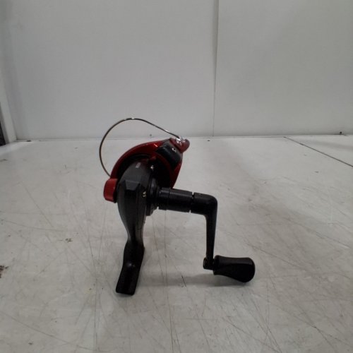 SHAKESPEARE NAVIGATOR SPINNING REEL - 5.5:1 RATIO - UP TO 8LBS LINE CAP - AMBIDEXTROUS - RED (MODEL: NV30SPR) image 2