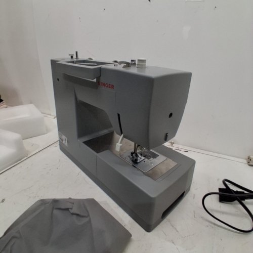 SINGER 4452 HIGH SPEED HEAVY DUTY SEWING MACHINE WITH ACCESSORIES - GREY (MODEL: 4452) image 5