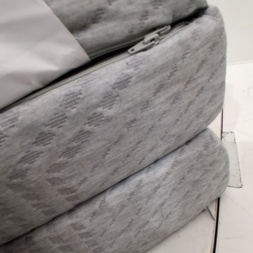 4" TRI FOLD MEMORY FOAM MATTRESS, NARROW TWIN (75" X 25" X 4") - GREY image 4