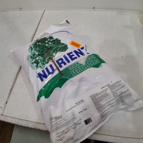 ECO SOLUTIONS NUTRIENT LAWN AND GARDEN FERTILIZER - 22LBS - 65%SN image 2
