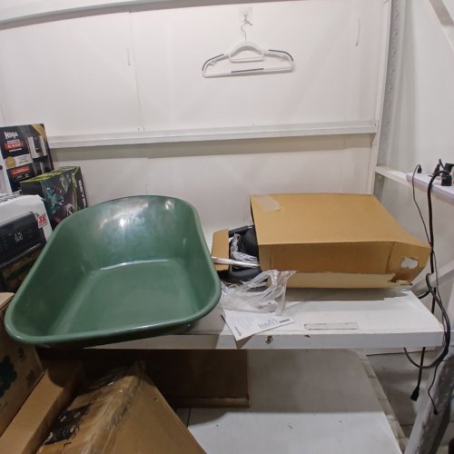 AMAZON BASICS WHEELBARROW, 330 LBS MAX - GREEN image 2