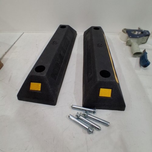 2PK CURB GARAGE VEHICLE FLOOR STOPPER - 20" X 14" - BLACK\YELLOW (MODEL:4350279997) image 3