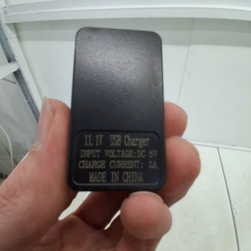 DEERC REPLACEMENT USB BATTERY CHARGER FOR TX766 RC BOAT - 5V, 2A - BLACK image 3