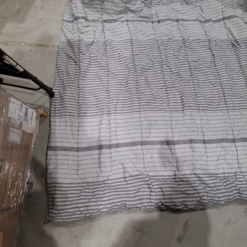 US POLO ASSN SOFT ALL SEASON COMFORTER - FULL - STRIPES image 3