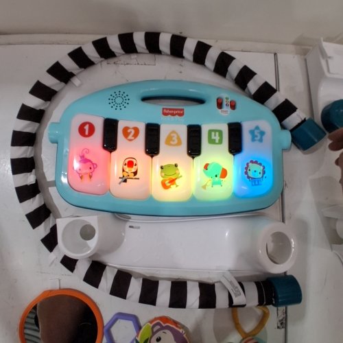 FISHER-PRICE 4-IN-1 BABY MUSICAL GLOW AND GROW KICK & PLAY PIANO GYM PLAYMAT WITH 2 RATTLE MARACAS FOR NEWBORNS - AGES 0+ MONTHS - BLUE (MODEL: HWD95) image 2