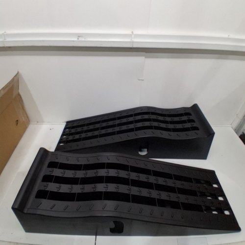 ROBLOCK HEAVY DUTY LOW PROFILE VEHICLE RAMPS 13000LB CAPACITY - 35.6" X 8" - BLACK - (MODEL: TS295AU) image 2