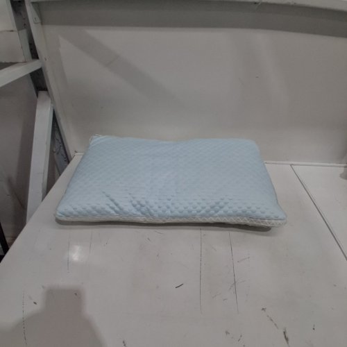 COOLING SHREDDED MEMORY FOAM PILLOW - STANDARD - WHITE image 2