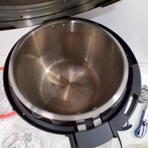 INSTANT POT PRO MULTI‑USE PRESSURE COOKER INCLUDES STEAMER & EXTRA SEALING RING, SAFE‑LOCK LID & OVERHEAT PROTECTION - 8QT - BLACK (MODEL: PRO 80) image 4
