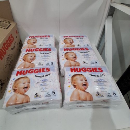 168PK HUGGIES SNUG & DRY BABY DIAPERS - SIZE 5 (27+ LBS) image 2