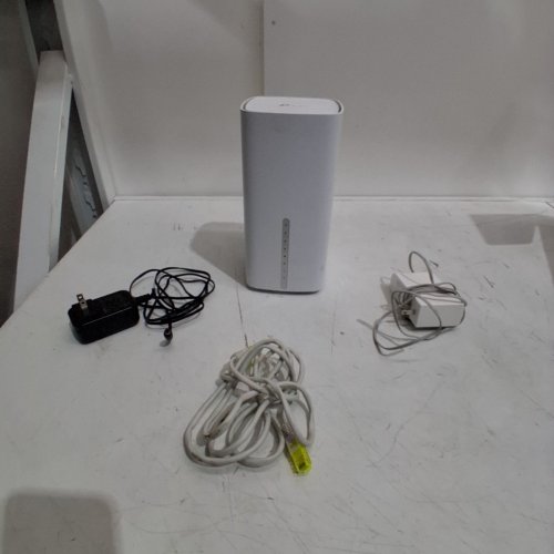 TP-LINK AXE7800 WIRELESS TRI-BAND ROUTER - WHITE (MODEL: EX920) image 3