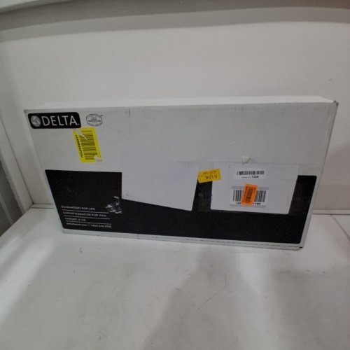 DELTA MODERN STYLE SINGLE HANDLE PULL-OUT SPRAYER KITCHEN FAUCET WITH HARDWARE - STAINLESS STEEL (MODEL: 16879-SS-DST) image 6
