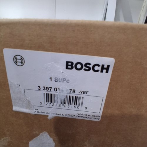 2PC BOSCH WINDSHIELD WIPER BLADE SET - FRONT DRIVER AND PASSENGER SIDE - 24 OE/20 OE - BLACK (MODEL: 3397014678-YEF) image 2