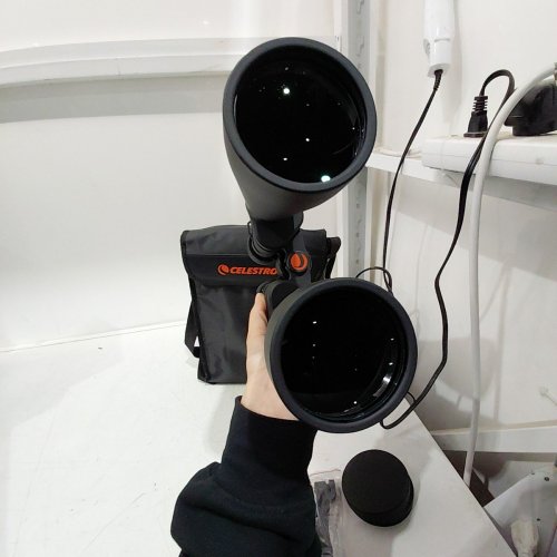 CELESTRON SKYMASTER 15X70MM BINOCULARS 15X MAGNIFICATION, BLACK - (MODEL: 71009) image 6