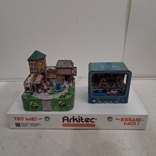2PC ARKITEC 3D BUILD ARCHITECTURAL MODEL DIORAMAS - 17" X 8" - MULTICOLOR image 4