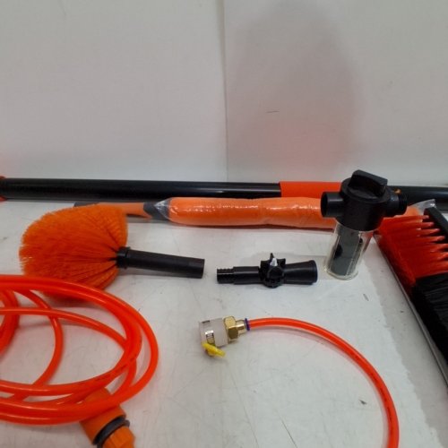 NOVASTRY 180° ROTATION SOAP DISPENSING WINDOW / SOLAR PANEL CLEANING BRUSH - 20FT - BLACK/SILVER/ORANGE image 4