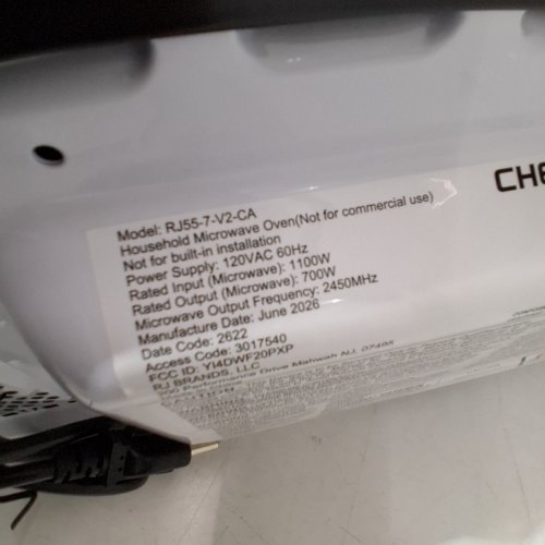 CHEFMAN COUNTERTOP MICROWAVE OVEN - 0.7 CU. FT - 700W - BLACK (MODEL: RJ55-7-V2-CA) image 7
