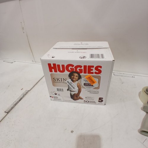 50PK HUGGIES DISNEY BABY SKIN ESSENTIALS DIAPERS - SIZE 5 image 2