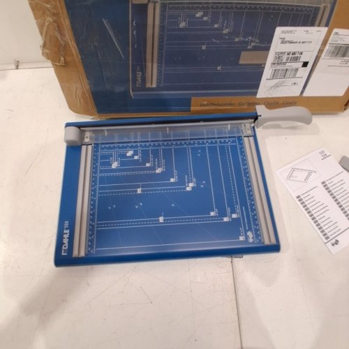 DAHLE PROFESSIONAL SELF-SHARPENING GUILLOTINE PAPER TRIMMER - 18" CUTTING EDGE - 15 SHEET CAPACITY - BLUE/STEEL (MODEL: 533) image 3