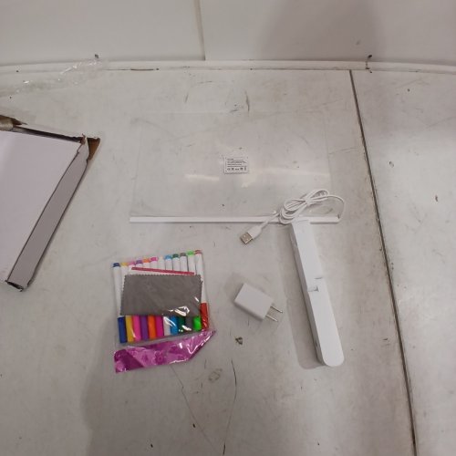 LED DRAWING/WRITING BOARD WITH MARKERS - 12" X 8" - WHITE image 3