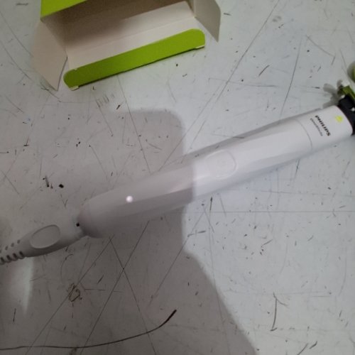PHILIPS NORELCO ONE BLADE INTIMATE TRIM AND SHAVE PUBIC GROOMING SHAVER - WHITE - (MODEL: QP1924) image 2