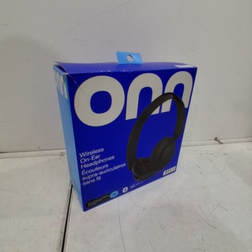 ONN. OVER-EAR WIRELESS BLUETOOTH HEADPHONES - BLACK (MODEL: image 4