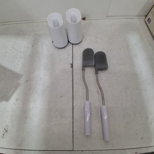 2PK JOSEPH JOSEPH FLEX LITE ADVANCED TOILET BRUSH SET - WHITE (ITEM: 1796144) image 2