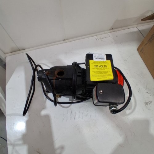 PUMPWORKS SHALLOW WELL CAST IRON JET PUMP - PUMPS UP TO 25FT DEEP; 50PSI; 115/230V - BLACK (MODEL: PWJET50) image 4