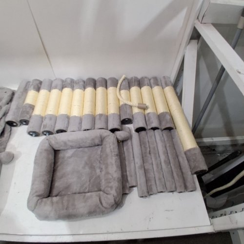 FEANDREA CAT TREE LARGE CAT TOWER CONDO WITH 2 CAVES -80" - GREY - (MODEL: PCT190W01V1) image 7