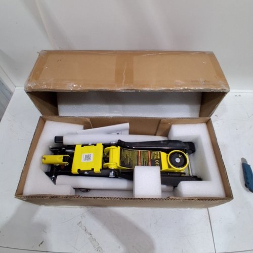 VEVOR HEAVY DUTY LOW PROFILE FLOOR JACK WITH SINGLE PISTON HYDRAULIC PUMP - 2.5 TON MAX - YELLOW (MODEL: WD-A-02250-A00-0) image 2