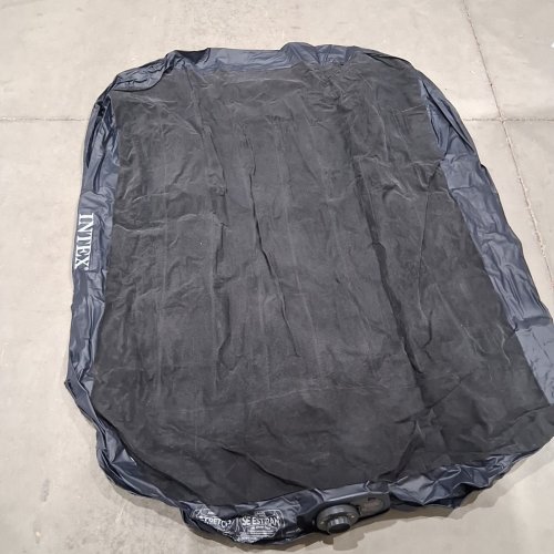 INTEX DURA-BEAM PLUS SELF-INFLATING/DEFLATING AIR MATTRESS WITH BUILT-IN PILLOW & ELECTRIC AIR PUMP - QUEEN -16.5" X 39" X 75" - DARK GREY/ BLACK (MODEL: AP619D/64121ED) image 3