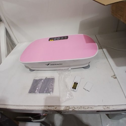 MERACH VIBRATION PLATE EXERCISE MACHINE - 300 LB MAX - PINK/WHITE (MODEL: ‎MR-2398) image 3