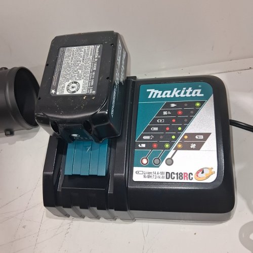 2PK MAKITA LXT CORDLESS BRUSHLESS TURBO BLOWER AND BRUSHLESS LINE TRIMMER WITH BATTERIES AND CHARGER - 18V (MODEL : DLX2398) ) image 7