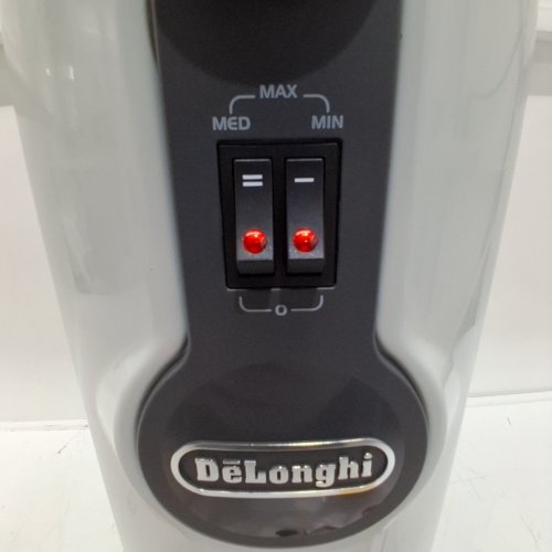 DELONGHI FULL ROOM RADIANT HEATER WITH 3 POWER LEVELS - GREY (MODEL: TRRS0715CA) image 2