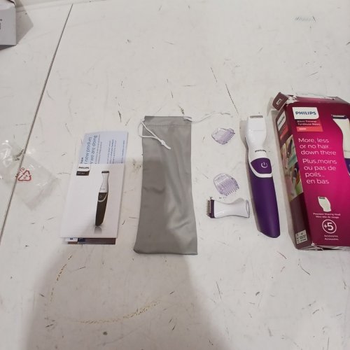 WOMEN'S PHILIPS 2000 BIKINI TRIMMER AND PRECISION TRIMMER SPECIAL EDITION BUNDLE - PURPLE / WHITE - (MODEL:BRT387/90) image 2